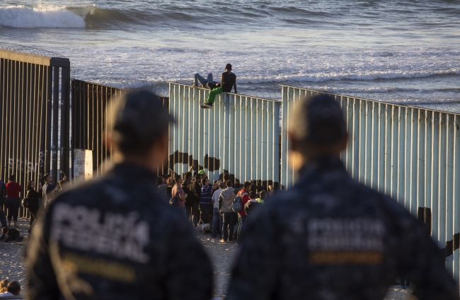 Baja California pide recursos para atender a migrantes - migrantes-tijuana1
