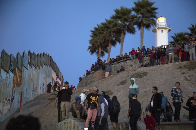 Baja California pide recursos para atender a migrantes - migrantes-tijuana2