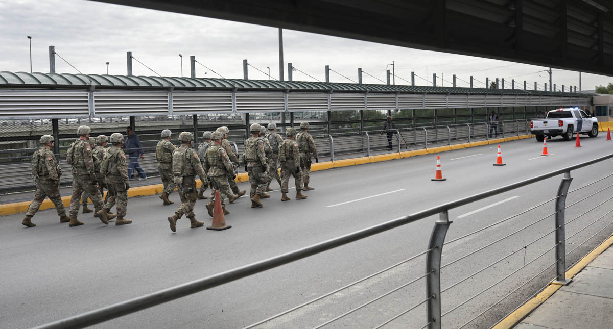 Despliegue militar contra migrantes costaría a EE.UU. más de 200 mdd - militares-llegando-a-la-frontera