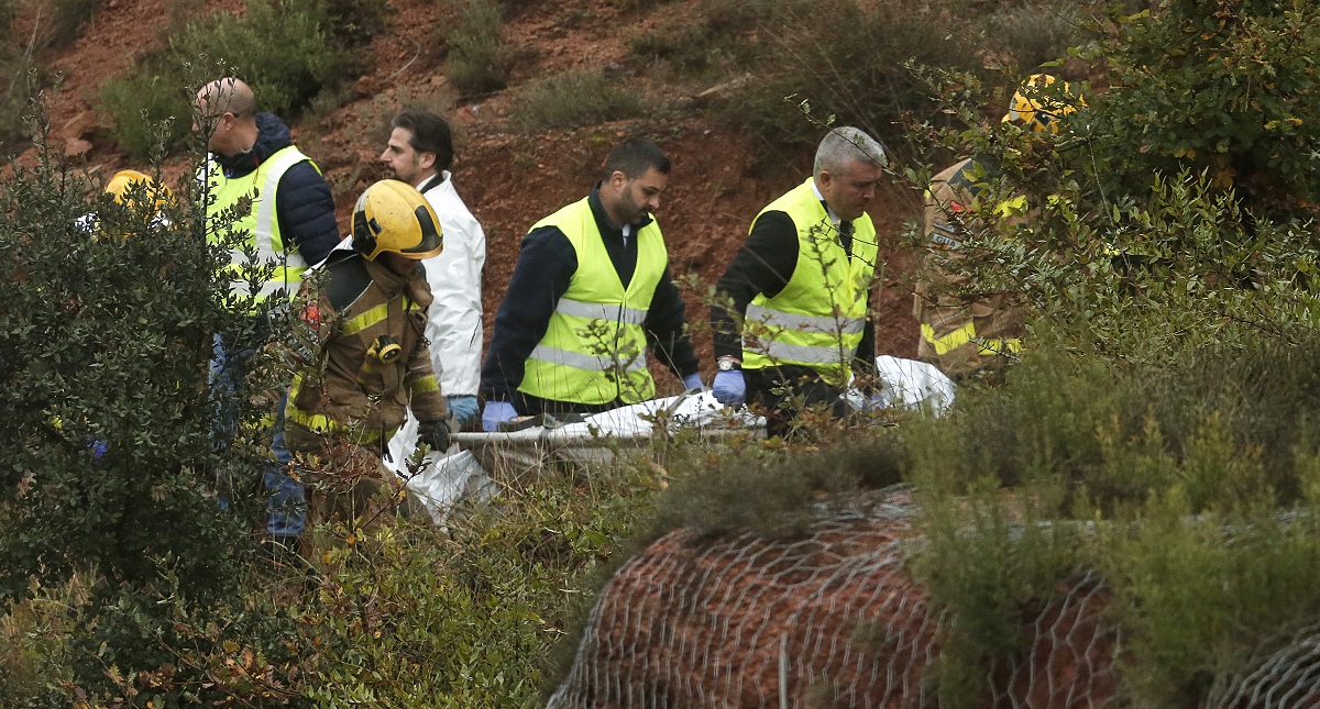 Un muerto y 49 heridos al descarrilar tren en España - muerto-en-accidente-de-tren