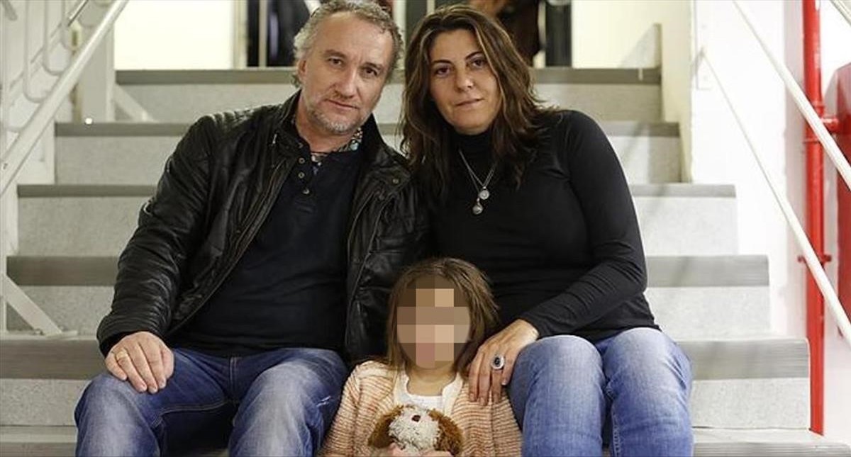 Cinco años de cárcel para padre por estafar con su hija enferma