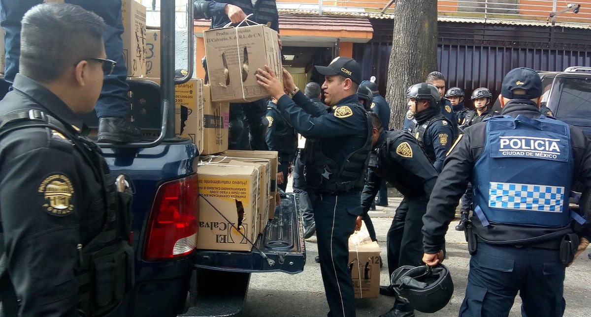 Salvan a 29 animales hacinados en la colonia Vértiz Narvarte - operativo-de-rescate-de-animales