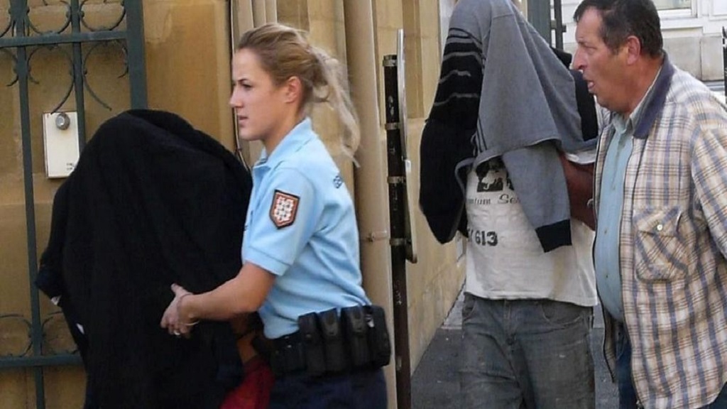 Mujer mantuvo cautiva durante dos años a su hija dentro de la cajuela - padres-en-su-primera-audiencia-por-el-caso-serena