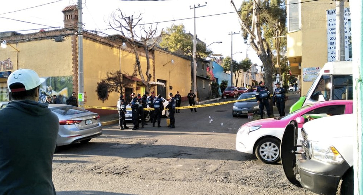 Policía herido al evitar robo en Álvaro Obregón