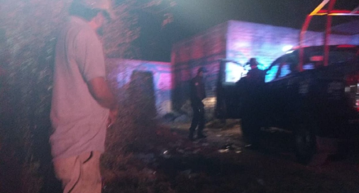 Matan a dos en tiroteo a equipo de futbol en Salamanca - policias-estatales-en-la-escena-del-crimen-en-salamanca