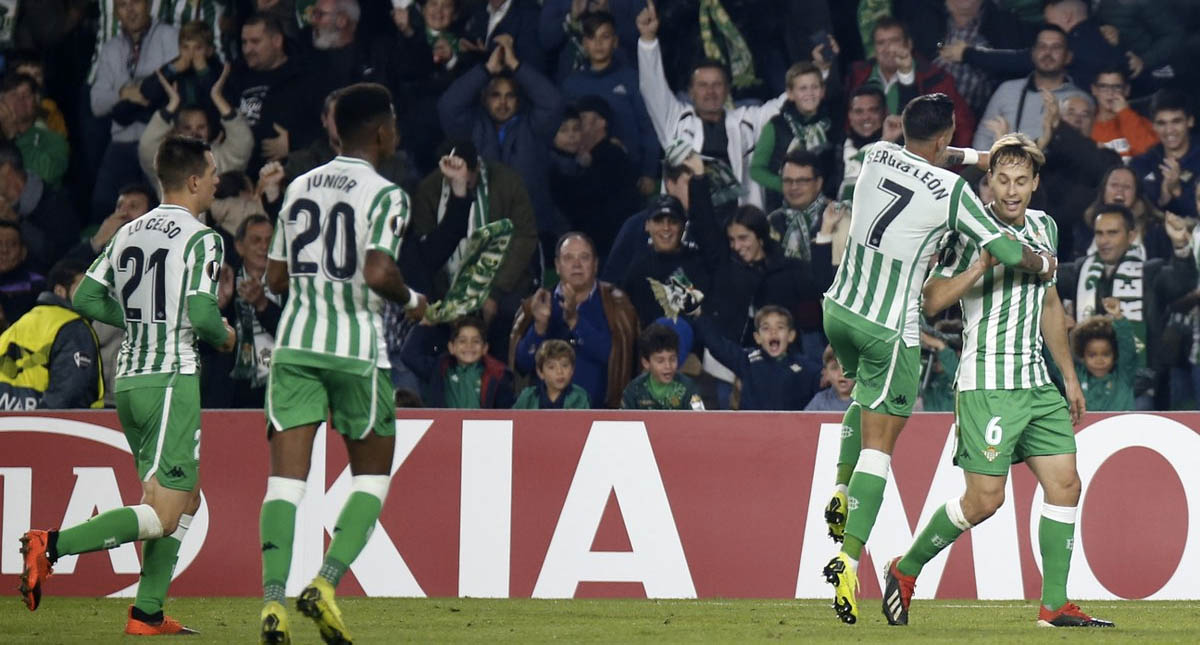 Real Betis vence al Olimpiakos y avanza en la Europa League