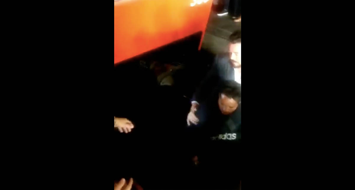 #Video Rescatan a hombre que se lanzó a las vías del Metro