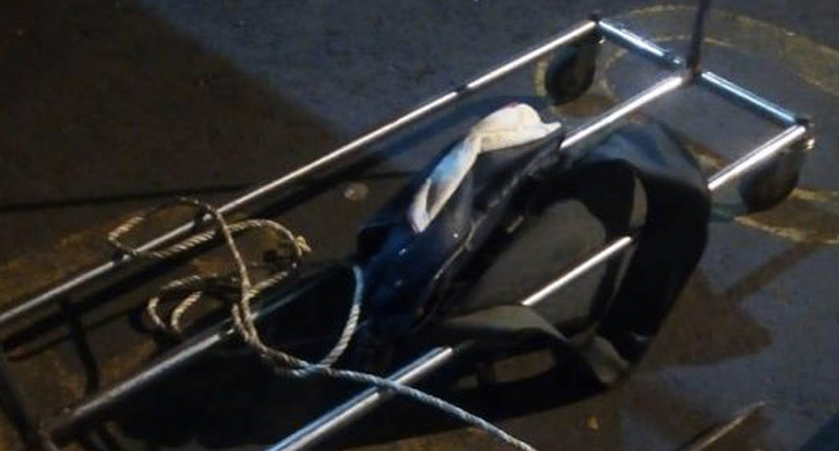 Detienen a hombre que robaba estatua de Manuel Payno en Reforma - robo-de-estatua