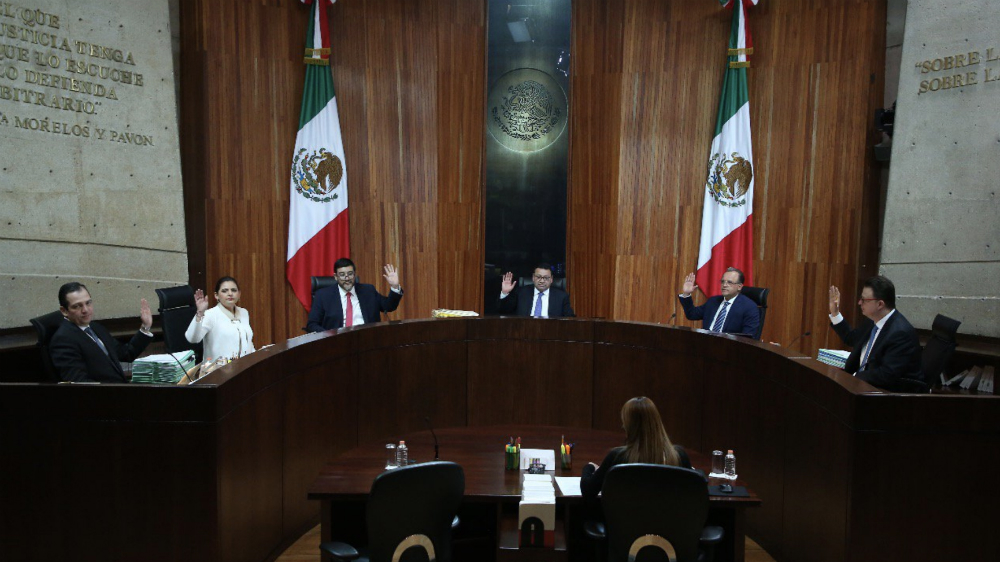 TEPJF ordena comparecencia de gobernador de Michoacán por apoyar a Meade TEPJF ordena comparecencia de gobernador de Michoacán por apoyar a Meade