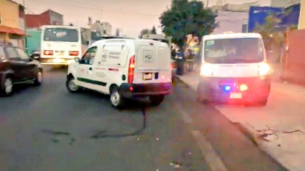 Hallan cadáver de hombre maniatado y con balazo, en Coyoacán Hallan cadáver de hombre maniatado y con balazo, en Coyoacán