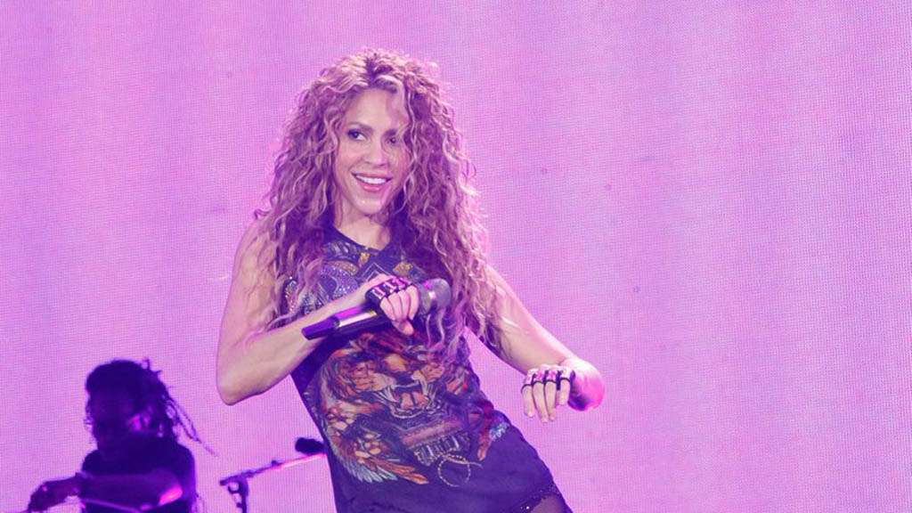 Fue un milagro médico volver a cantar: Shakira - shakira-concierto