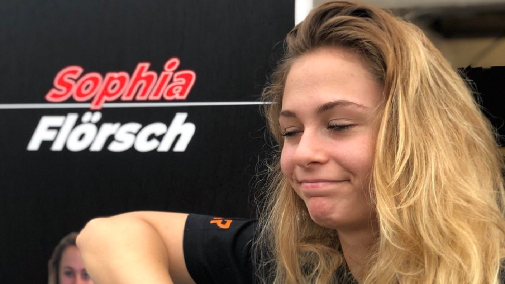 Piloto accidentada en Macao lleva siete horas en quirófano