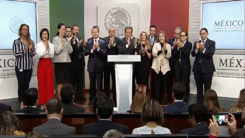 #Video Staff de Presidencia agradece a Enrique Peña Nieto