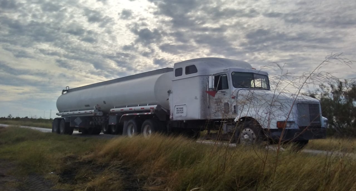 Aseguran más de 32 mil litros de combustible robado en Tamaulipas