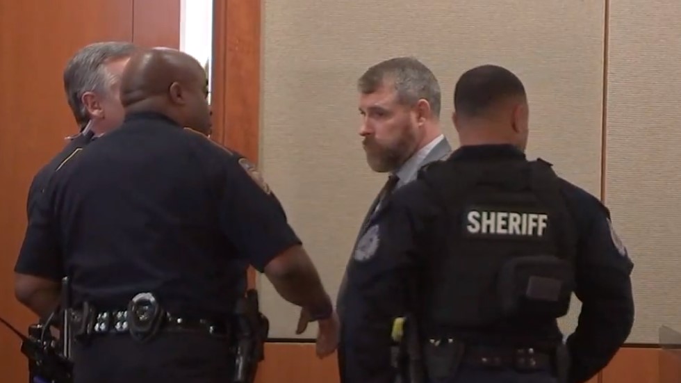 Declaran culpable a estadounidense que mató a latino en un Denny’s