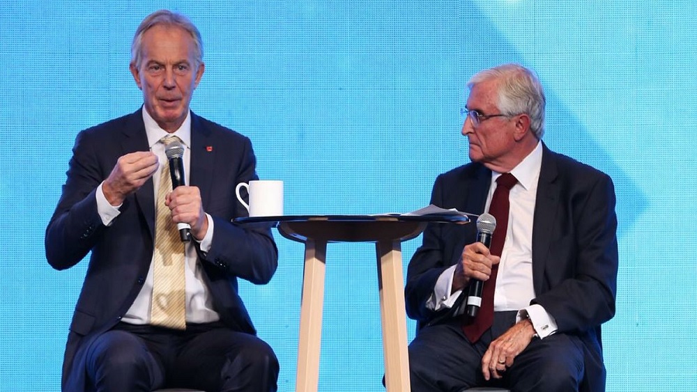 Populistas quieren dividir a la gente: Tony Blair