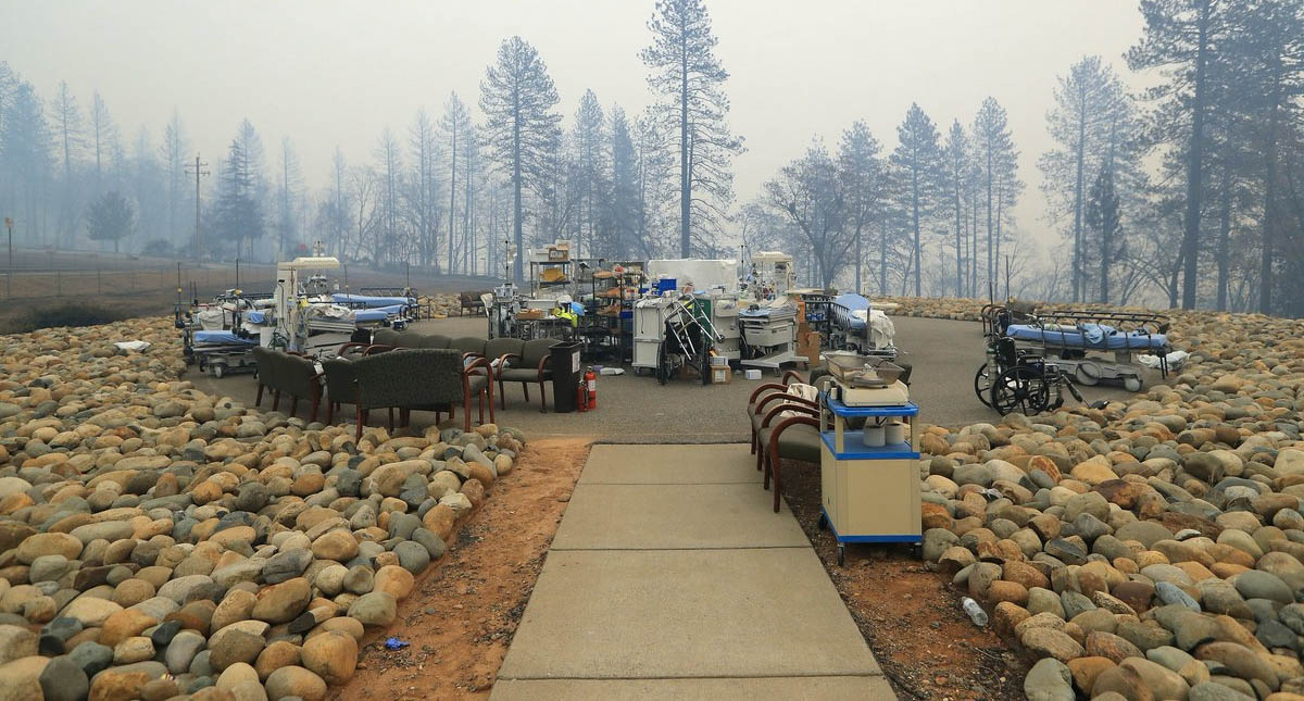 Enfermero usa su camioneta para salvar vidas en incendios de California - toyota-incendios-california-4