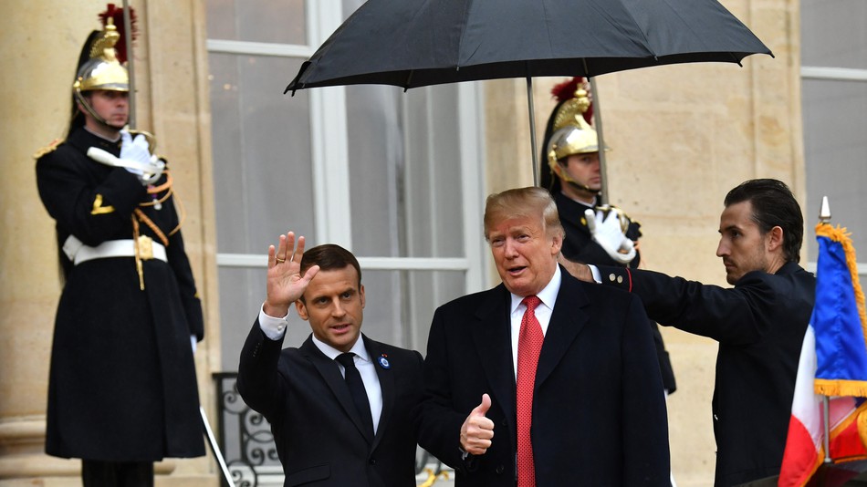 Ejército francés se burla de Trump tras cancelar visita a cementerio - trump-lluvia-francia