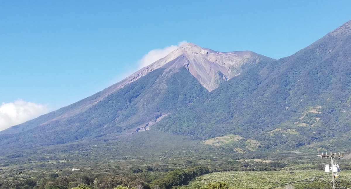 Volcán de fuego inicia nueva fase eruptiva