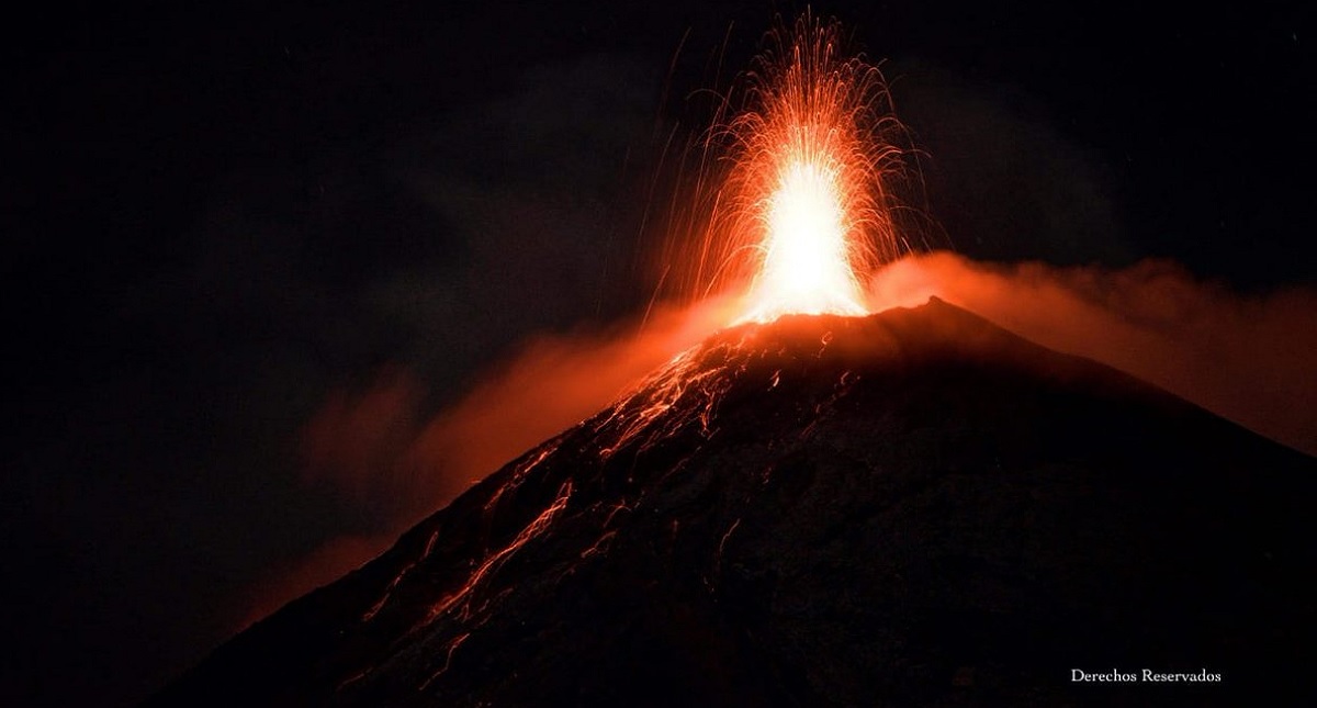 Casi tres mil evacuados tras nueva erupción del volcán de Fuego