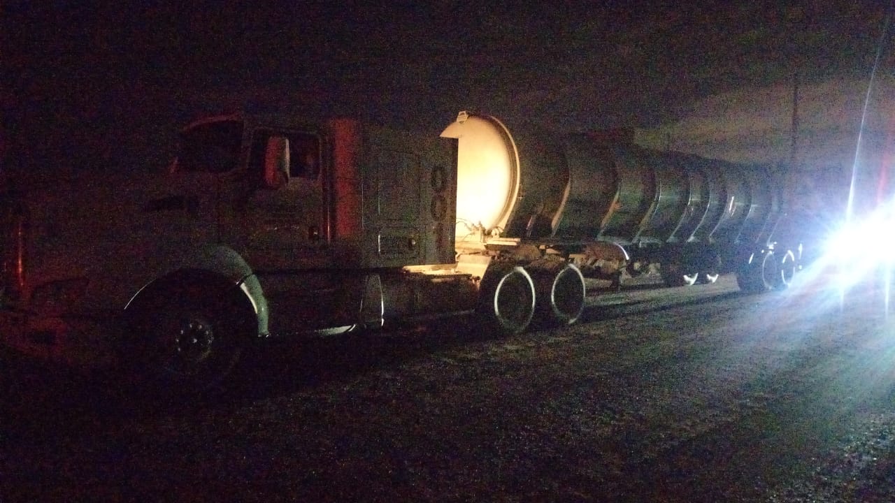 Decomisan al menos 27 mil litros de hidrocarburo en Tamaulipas - whatsapp-image-2018-11-18-at-23403-pm-6