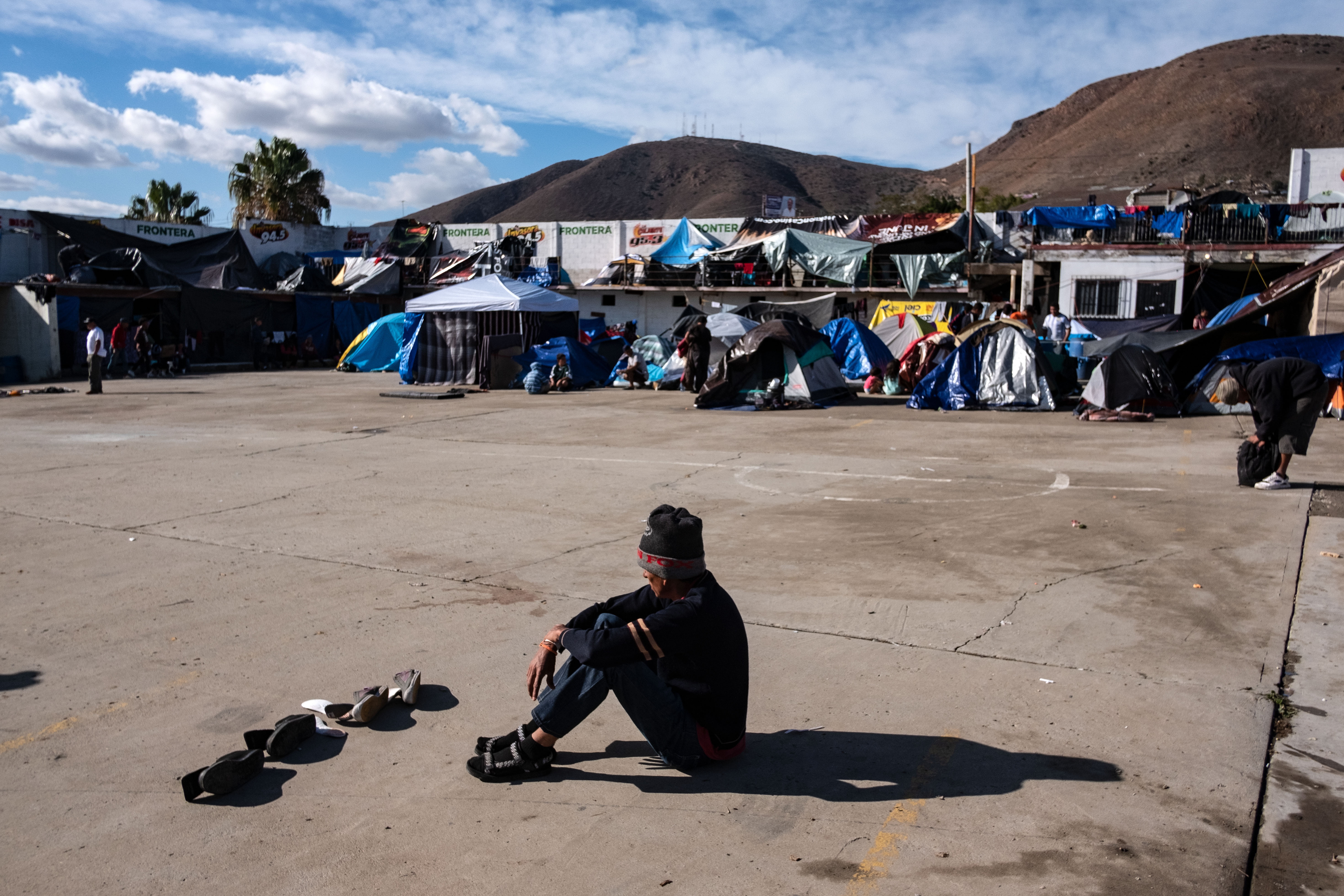 Migrantes no podrán permanecer en las calles de Tijuana - 000-1ba718