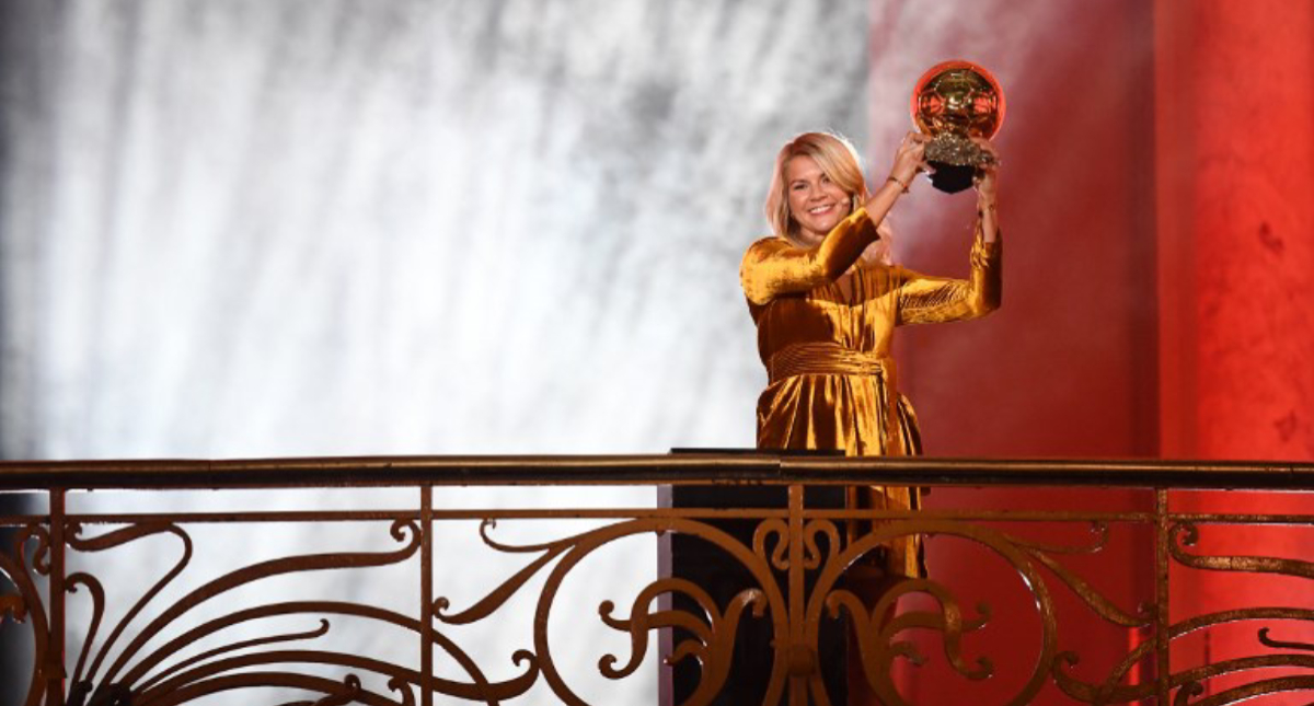 Ada Hegerberg gana el primer Balón de Oro femenil