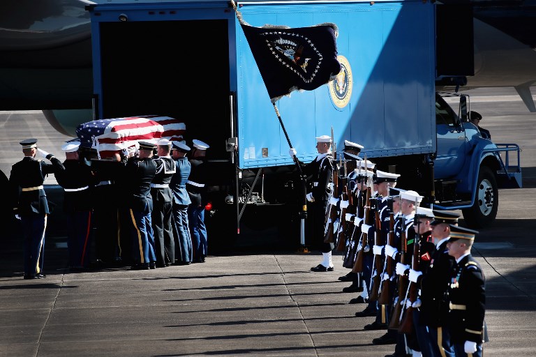 Homenaje a George H.W. Bush - 063-1068001202