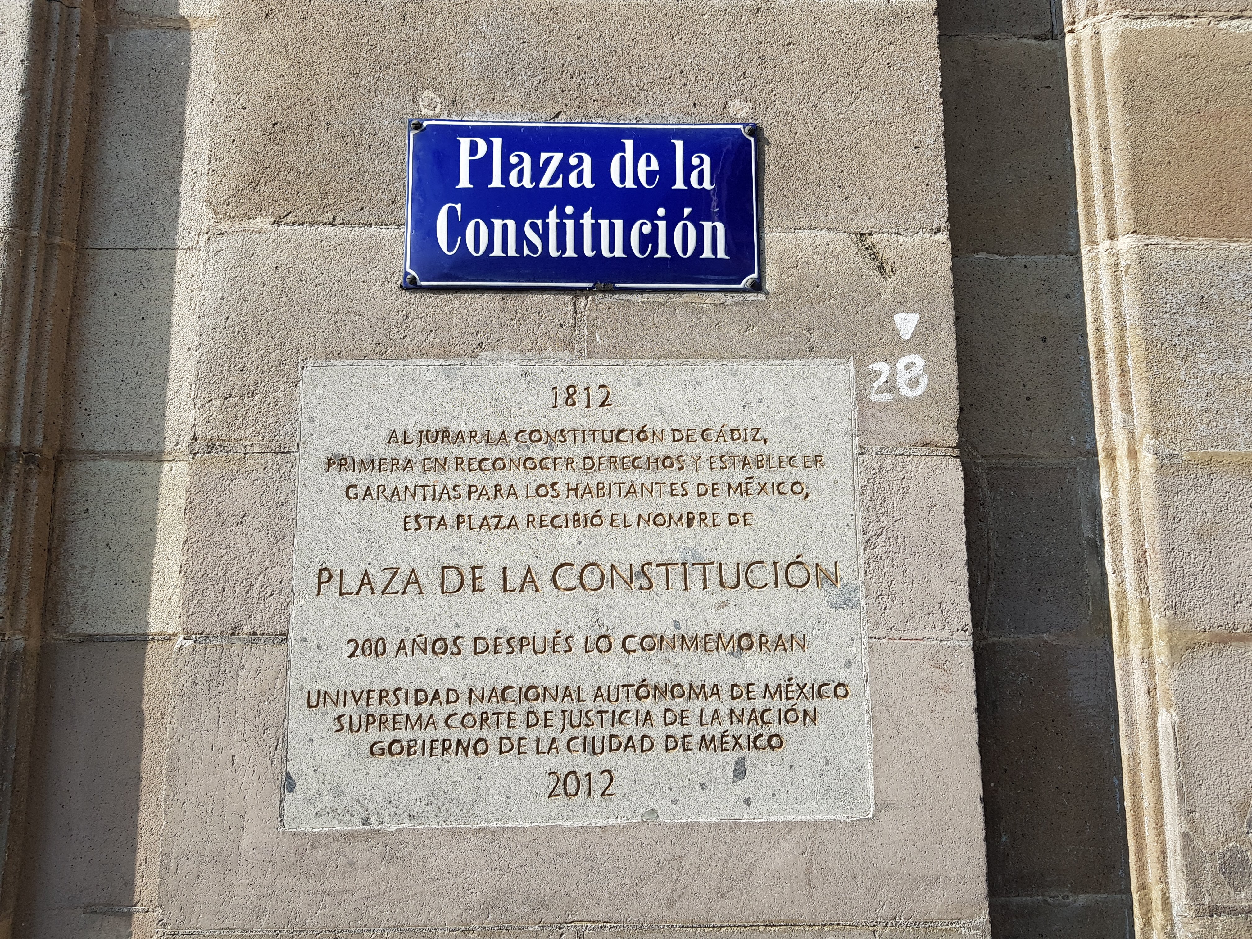 ¿Ha visto estas tres placas conmemorativas en la Ciudad de México? - 20180726-092211