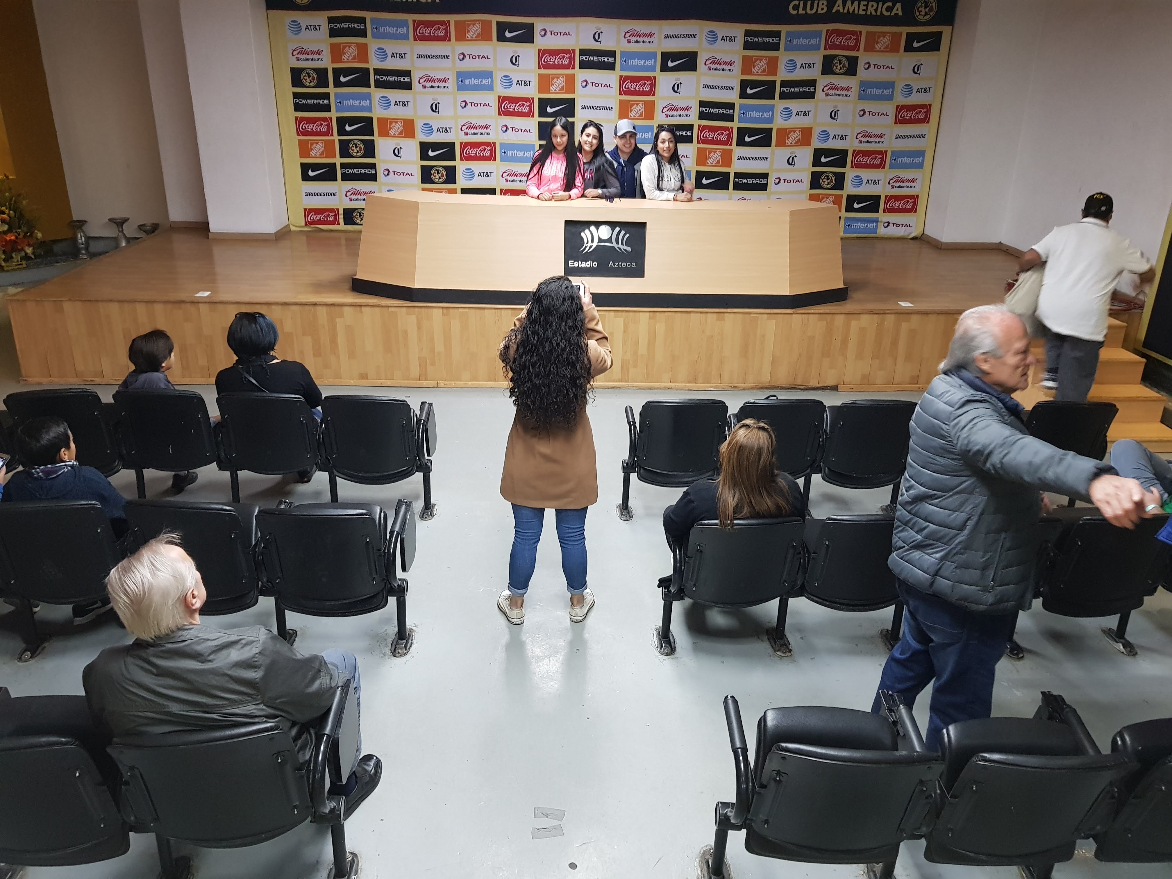 El Estadio Azteca, a nivel de cancha - 20181221-111000