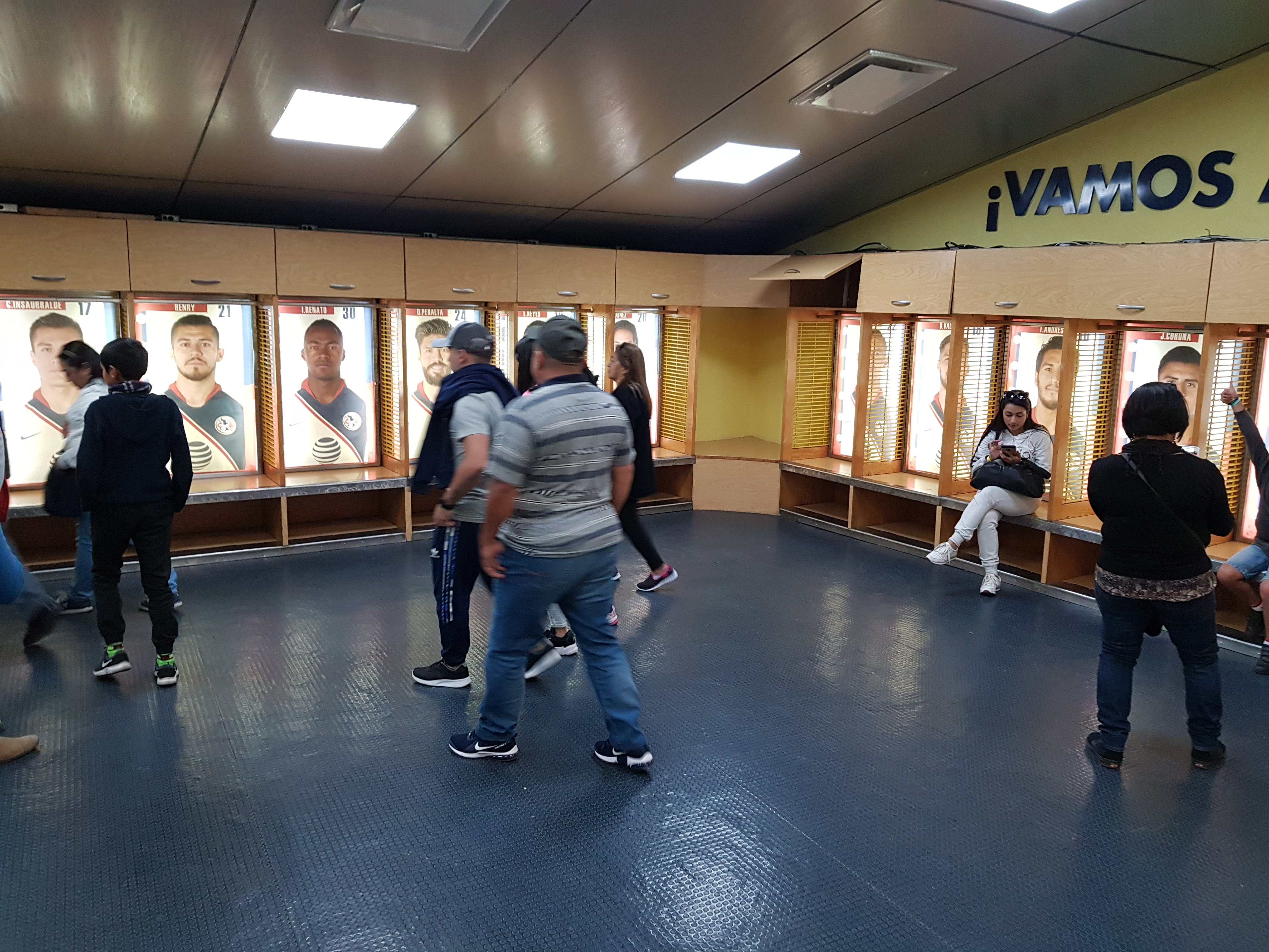 El Estadio Azteca, a nivel de cancha - 20181221-111931