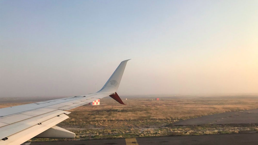 Reanudan operaciones en el AICM tras suspensión por banco de niebla