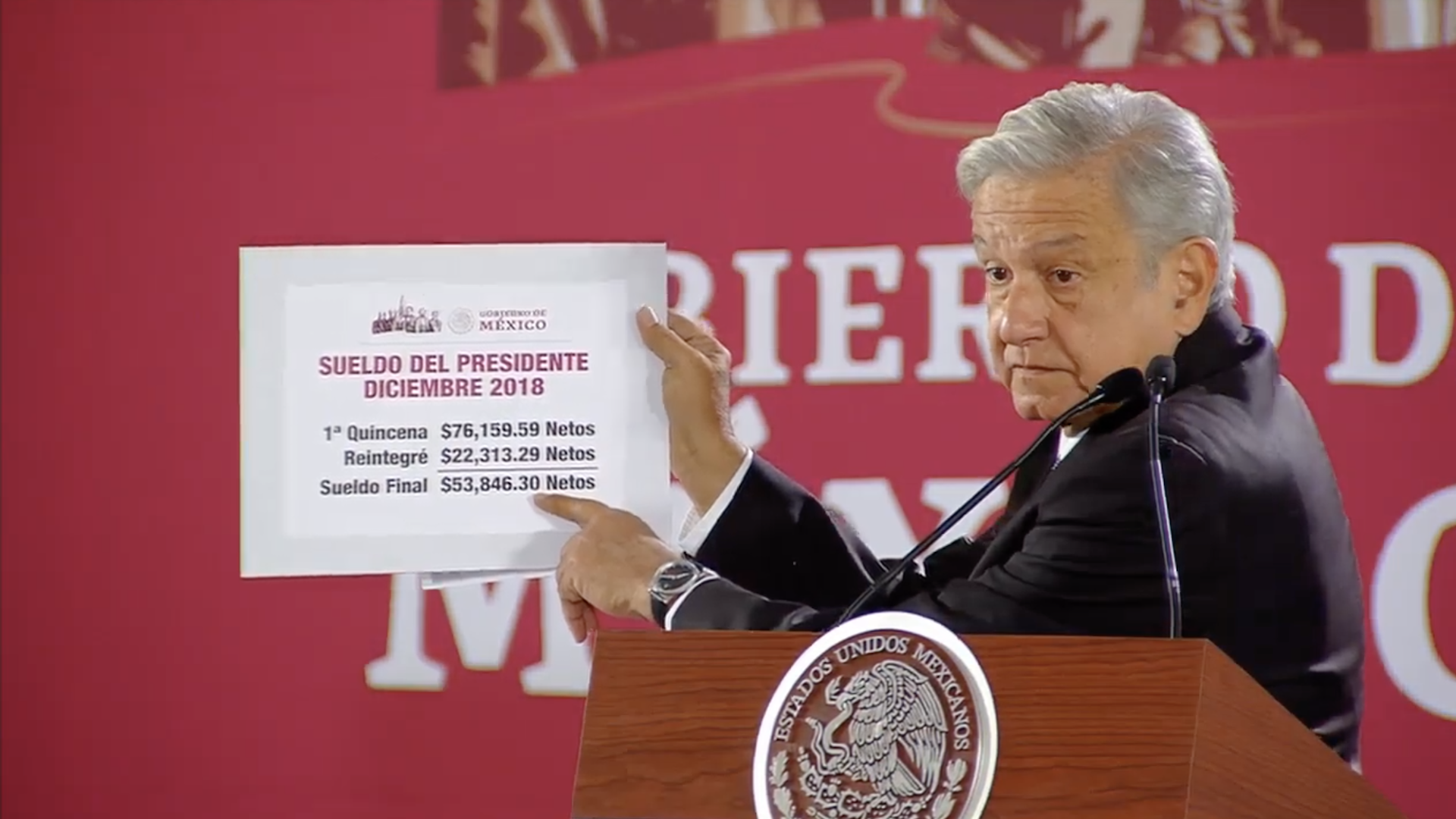 López Obrador recibe 53 mil pesos en su primera quincena