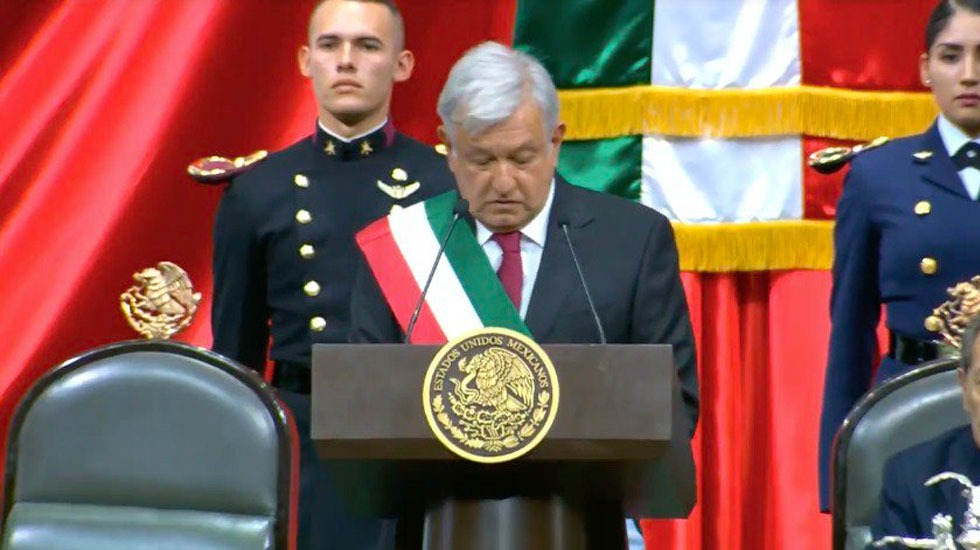 Las claves del gobierno de AMLO a dos años de su triunfo electoral - amlo-toma-de-posesion