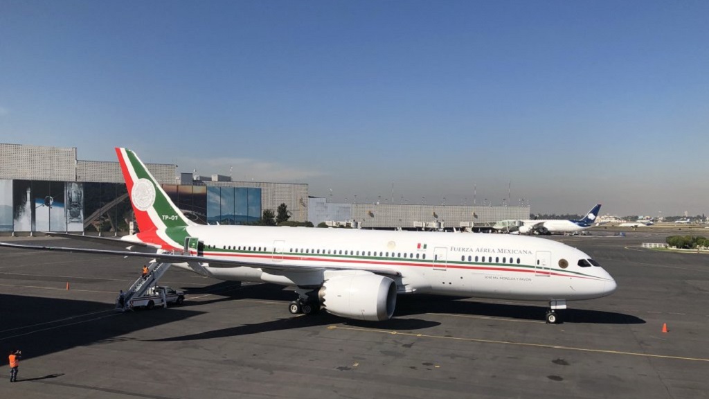 #Video Despega avión presidencial rumbo a EE.UU. para su venta #Video Despega avión presidencial rumbo a EE.UU. para su venta