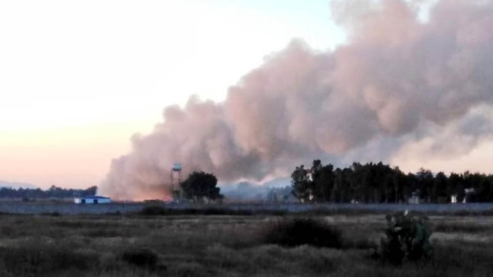 Se incendia pastizal en la Base de Santa Lucía