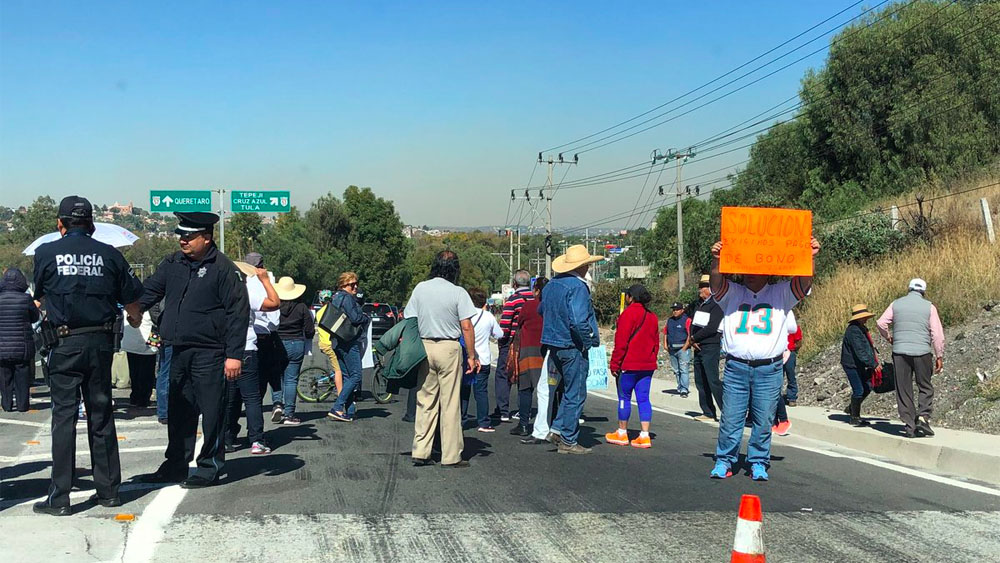 Liberan manifestantes autopista México-Querétaro
