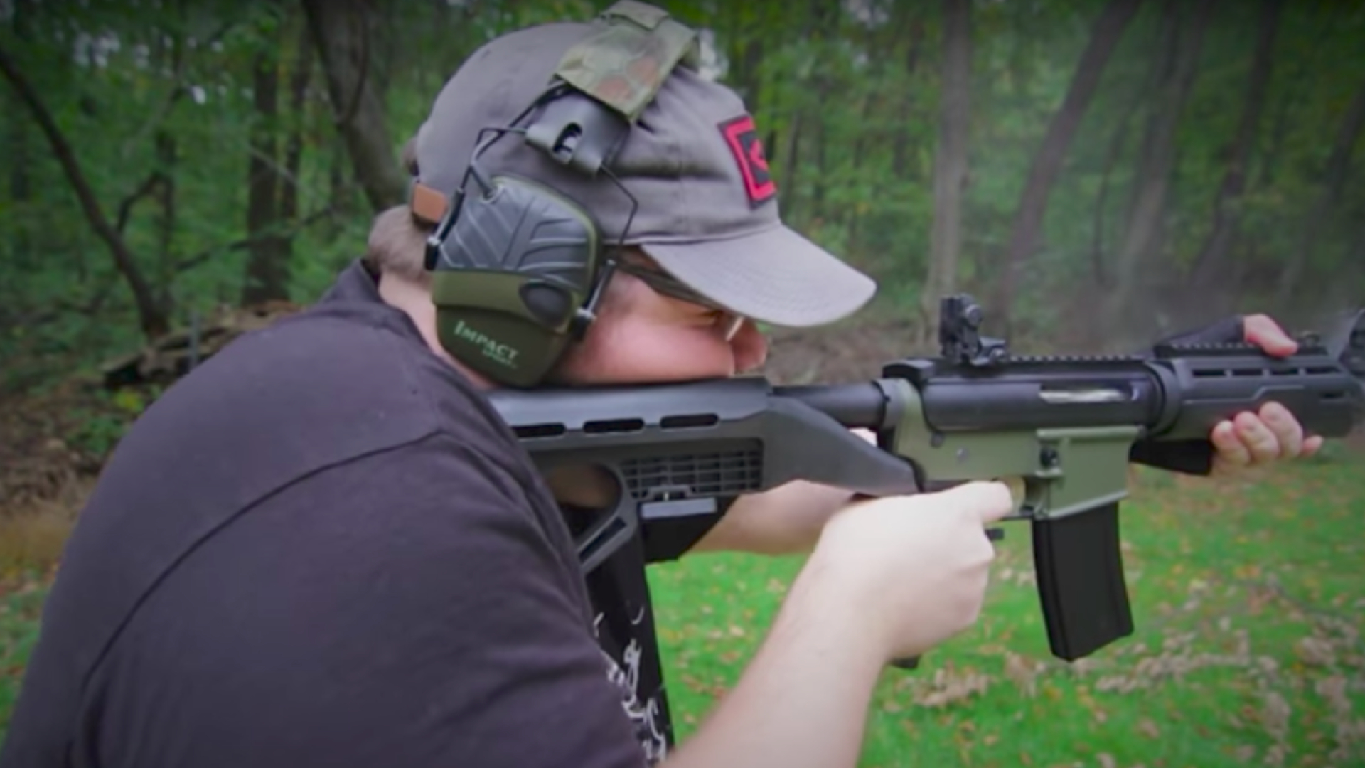 EE. UU. prohibe dispositivo para disparar ráfagas con rifles