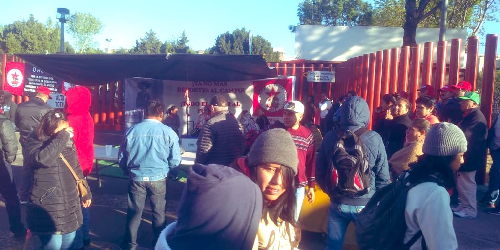 Campesinos bloquean accesos a San Lázaro - campesinos-manifestacion-san-lazaro