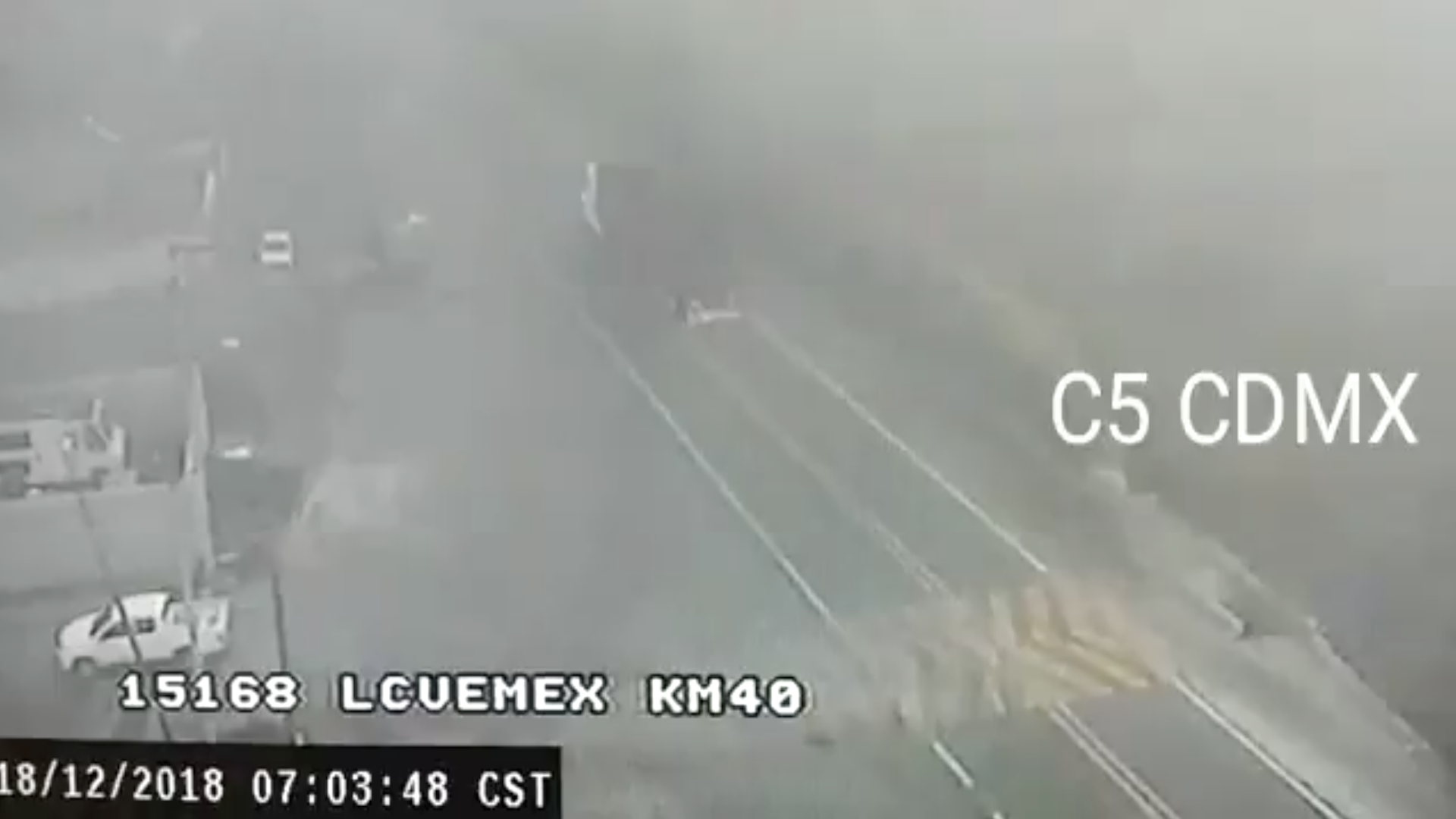 Banco de niebla en la México-Cuernavaca