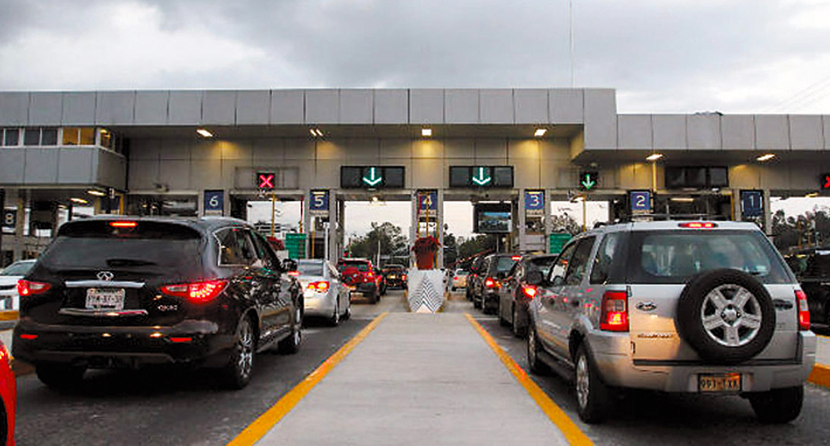 Salen más vehículos de los que llegan a la Ciudad de México