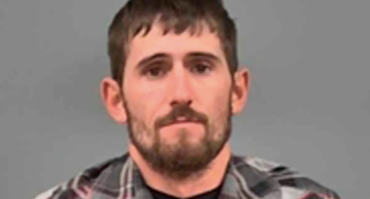 Condenan a cazador furtivo a ver 'Bambi' al menos una vez al mes - cazador-furtivo-de-bambi