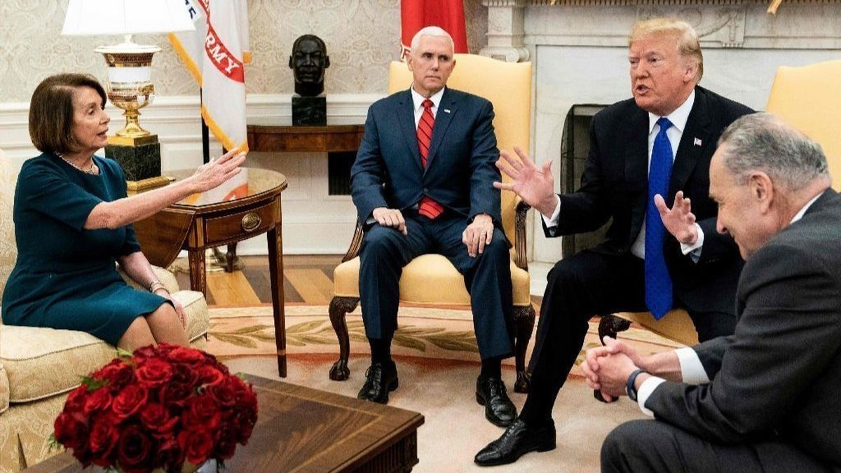 Schumer llama a Trump a evitar el cierre de gobierno