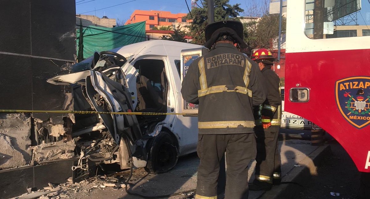 Choque de combi deja tres muertos en Atizapán - choque-de-camioneta