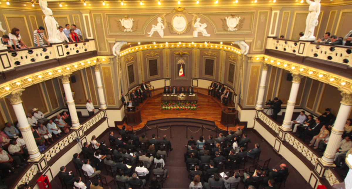 Congreso definirá ruta para nombrar a gobernador interino en Puebla