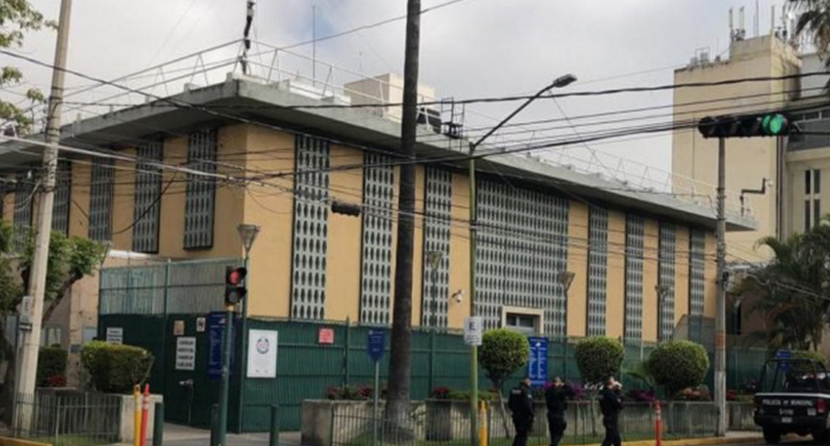 FBI ofrece recompensa por responsable de ataque contra Consulado en Guadalajara