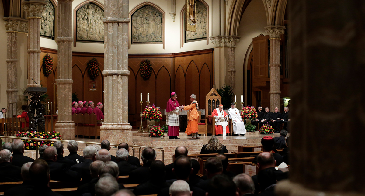 Casi 700 curas son acusados de abuso sexual en Illinois