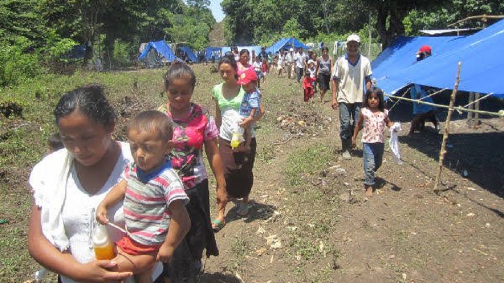 Civiles armados en Sierra de Leonardo Bravo sirven al narco: obispo - desplazados-de-tlacotepec