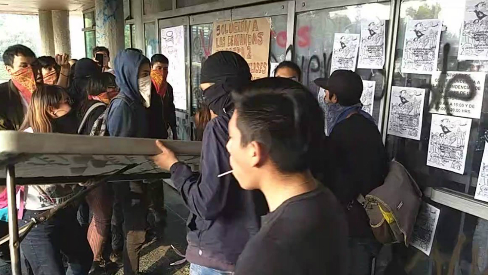 Disturbios en el edificio de Rectoría de la UNAM Disturbios en el edificio de Rectoría de la UNAM