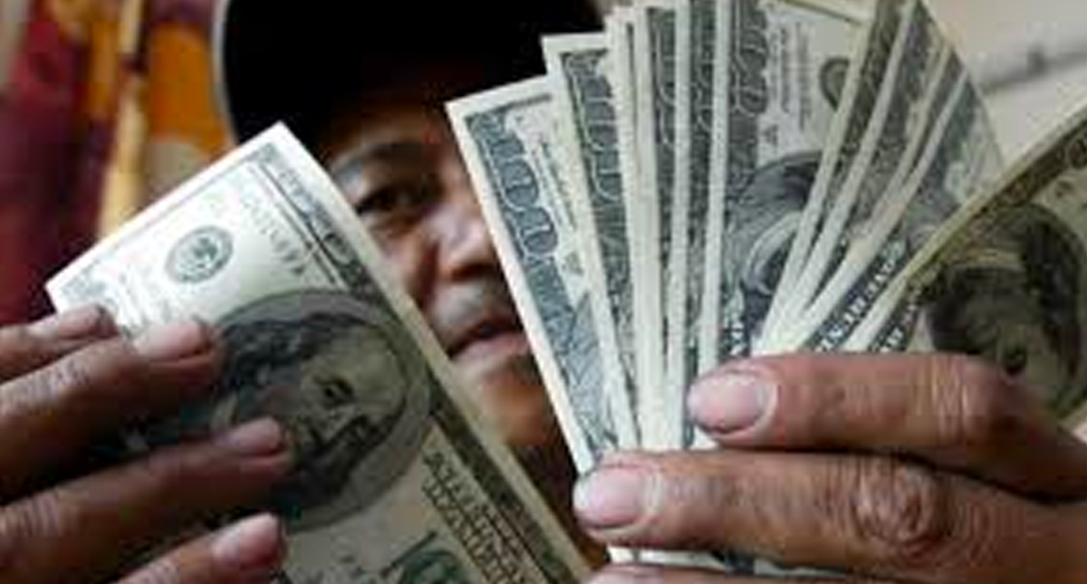 Dinámica hiperinflacionaria impone la dolarización en Venezuela